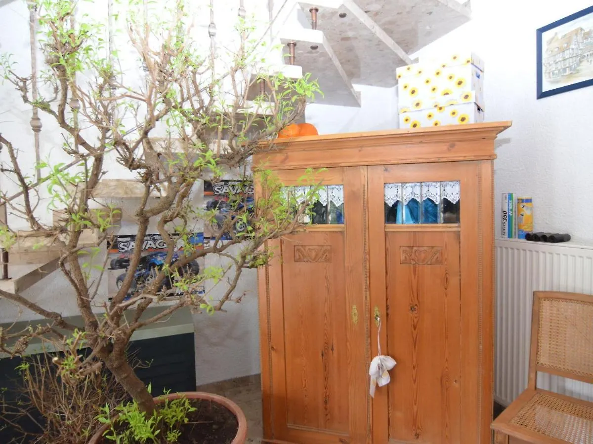 Spacious Apartment With Barbecue Marktrodach